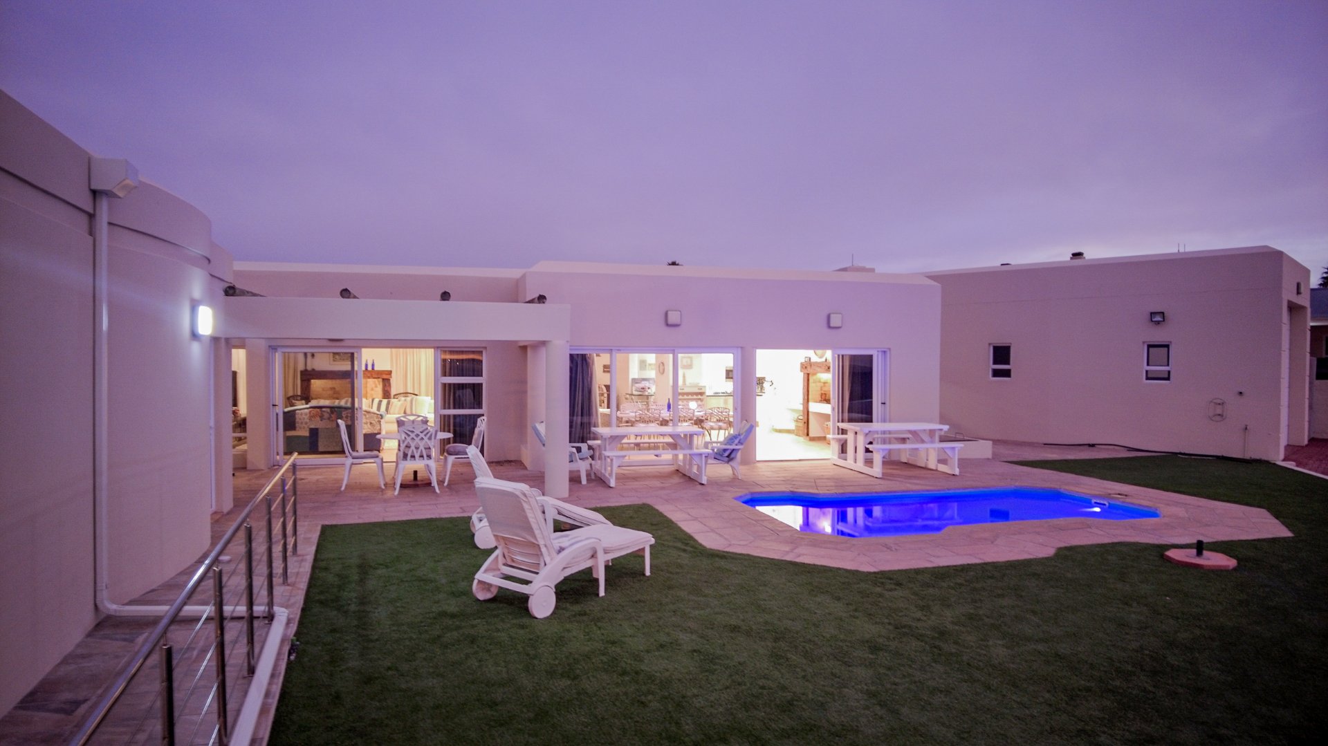 6 Bedroom Property for Sale in Myburgh Park Western Cape